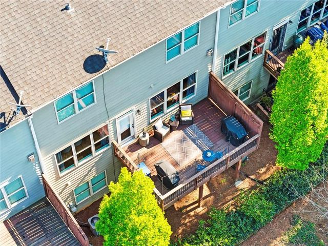 910 Acadiana Drive, Sandy Springs, GA 30328