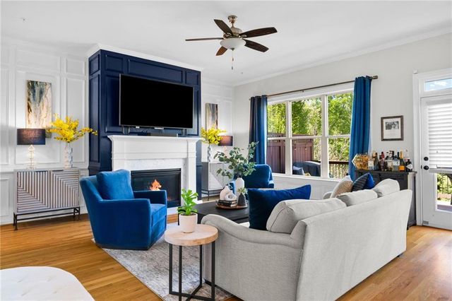 910 Acadiana Drive, Sandy Springs, GA 30328