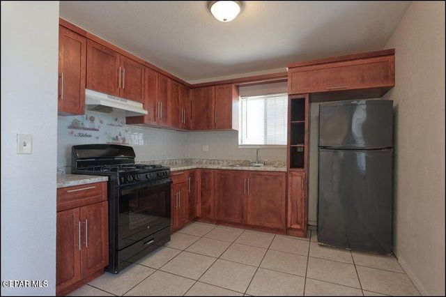 9228 Delicias Court, El Paso, TX 79907