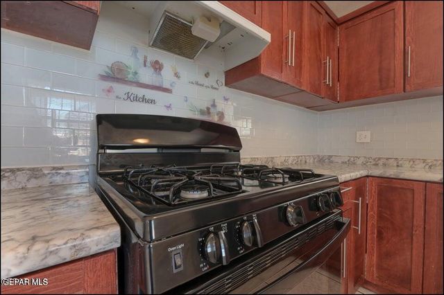 9228 Delicias Court, El Paso, TX 79907