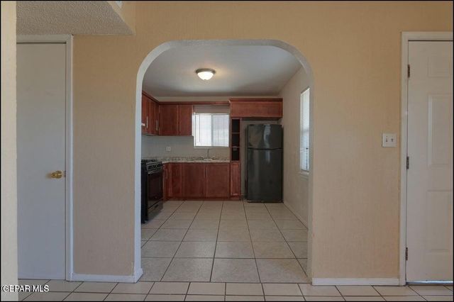 9228 Delicias Court, El Paso, TX 79907