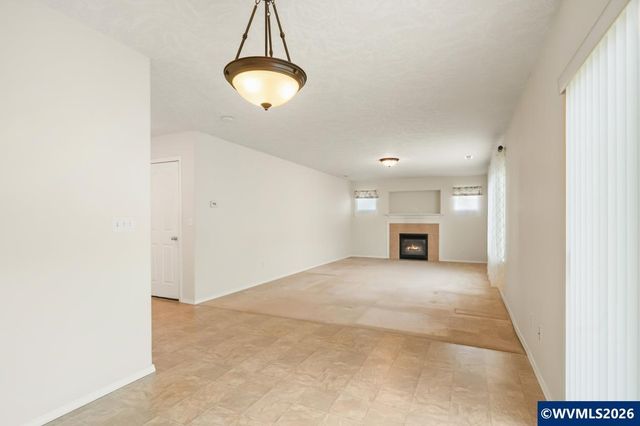 4161 Geranium Av NE, Salem, OR 97305