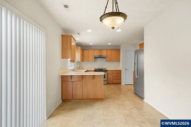 4161 Geranium Av NE, Salem, OR 97305