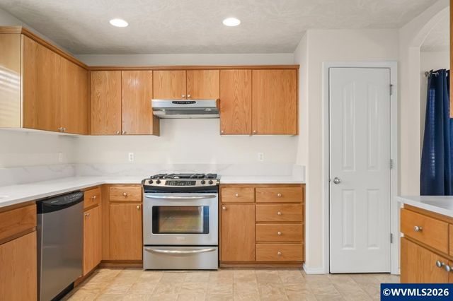 4161 Geranium Av NE, Salem, OR 97305