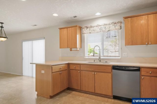 4161 Geranium Av NE, Salem, OR 97305