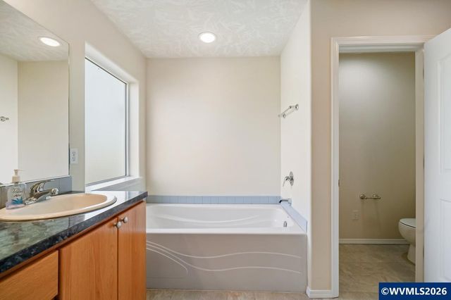4161 Geranium Av NE, Salem, OR 97305