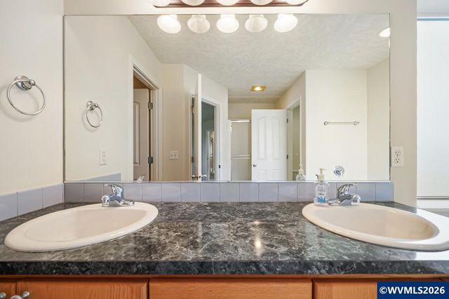 4161 Geranium Av NE, Salem, OR 97305
