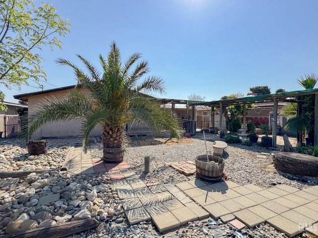 3117 Agate Street, Bakersfield, CA 93304