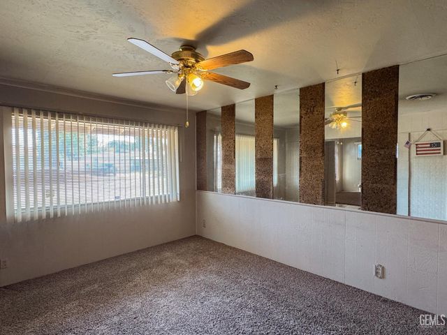 3117 Agate Street, Bakersfield, CA 93304