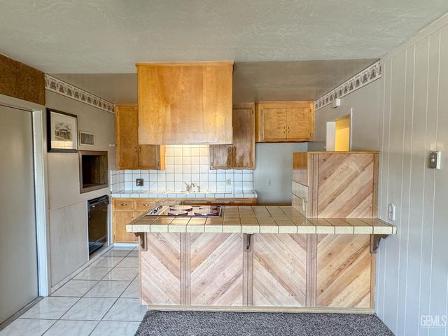 3117 Agate Street, Bakersfield, CA 93304