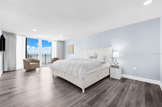 1380 GULF BOULEVARD PH 5, Clearwater Beach, FL 33767