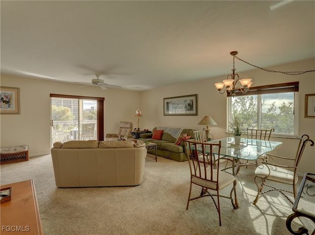 4511 Bay Beach LN 211, Fort Myers Beach, FL 33931