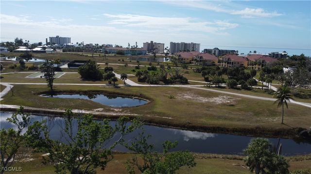 4511 Bay Beach LN 211, Fort Myers Beach, FL 33931