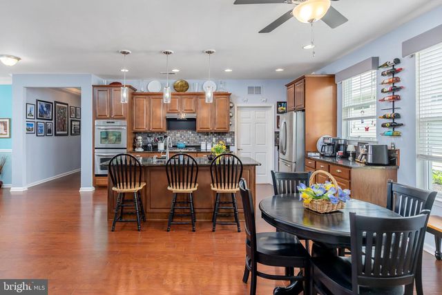 27 EMBASSY DR, Woolwich Twp, NJ 08085