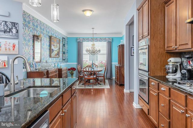 27 EMBASSY DR, Woolwich Twp, NJ 08085