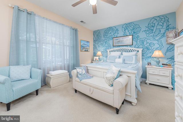 27 EMBASSY DR, Woolwich Twp, NJ 08085