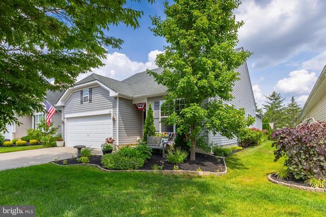 27 EMBASSY DR, Woolwich Twp, NJ 08085