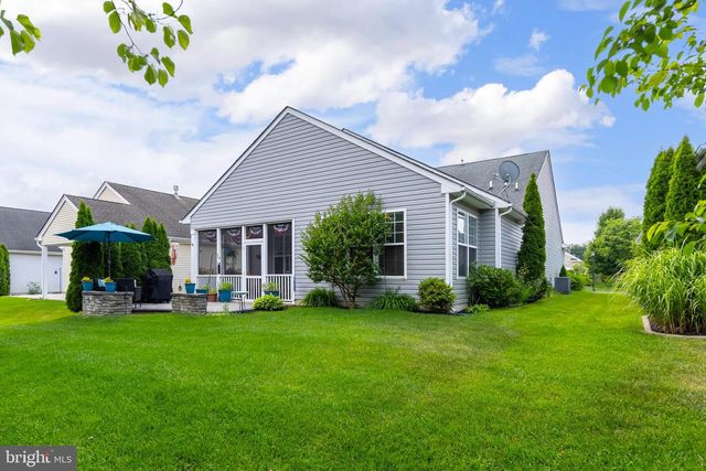 27 EMBASSY DR, Woolwich Twp, NJ 08085