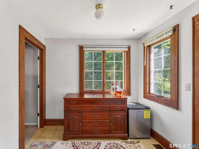 39 Clearview Avenue, Danbury, CT 06811