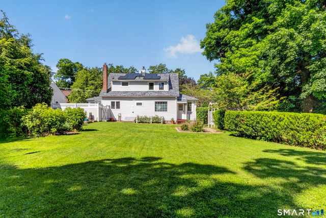 39 Clearview Avenue, Danbury, CT 06811