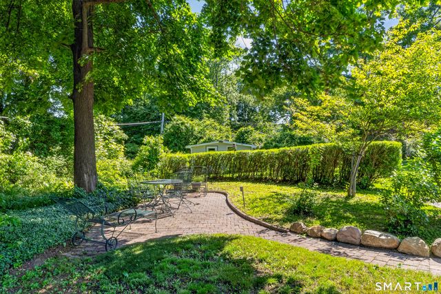 39 Clearview Avenue, Danbury, CT 06811