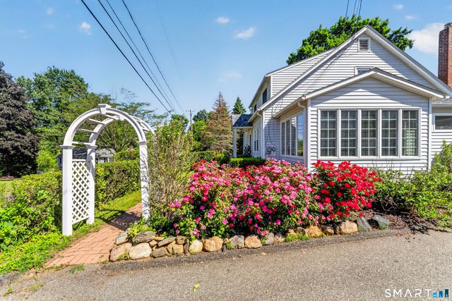 39 Clearview Avenue, Danbury, CT 06811