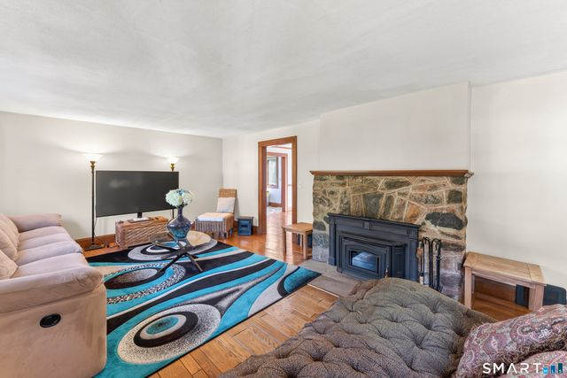 39 Clearview Avenue, Danbury, CT 06811