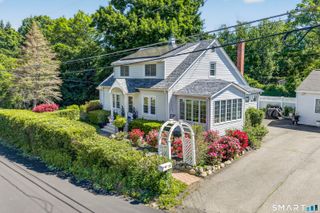 39 Clearview Avenue, Danbury, CT 06811