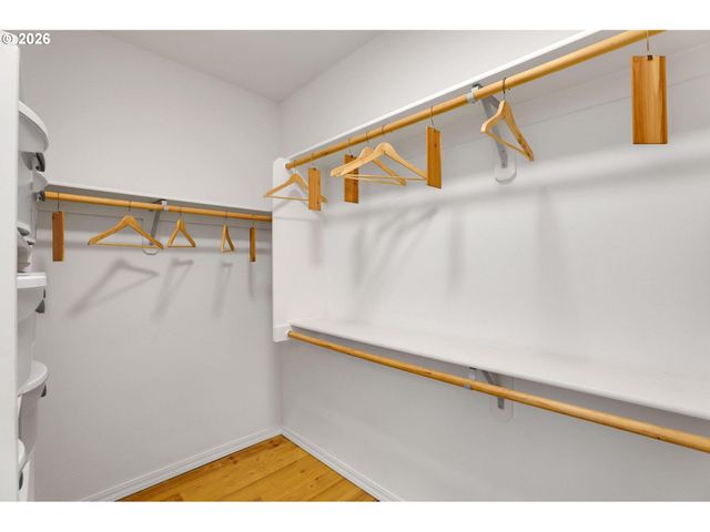 9719 Nw FLEISCHNER St, Portland, OR 97229