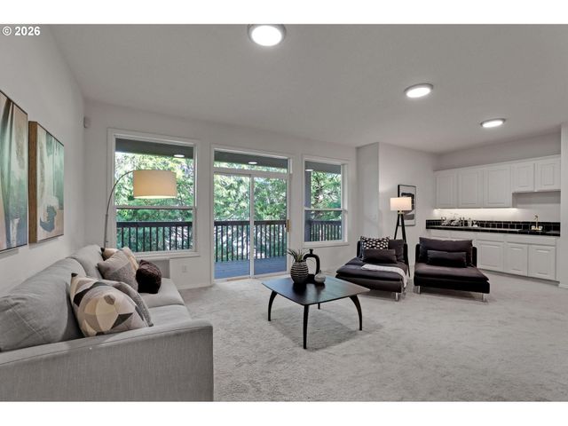 9719 Nw FLEISCHNER St, Portland, OR 97229