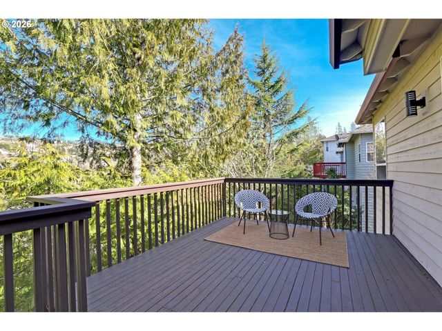 9719 Nw FLEISCHNER St, Portland, OR 97229