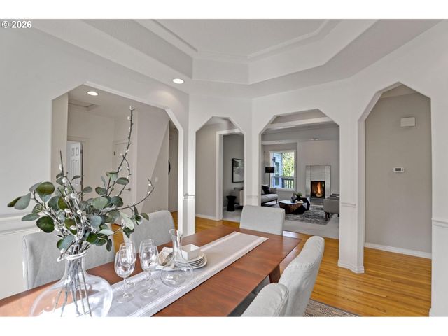 9719 Nw FLEISCHNER St, Portland, OR 97229