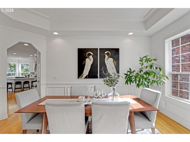 9719 Nw FLEISCHNER St, Portland, OR 97229