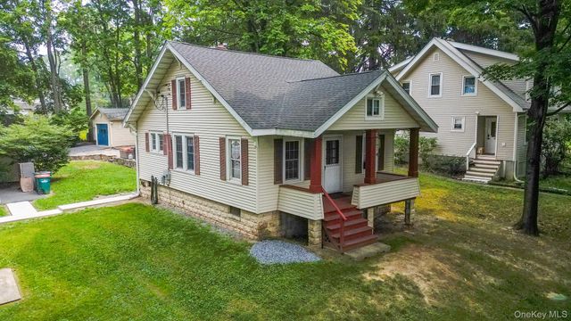 36 Evergreen Avenue, Poughkeepsie, NY 12601