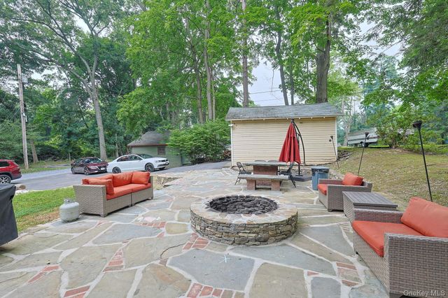 36 Evergreen Avenue, Poughkeepsie, NY 12601