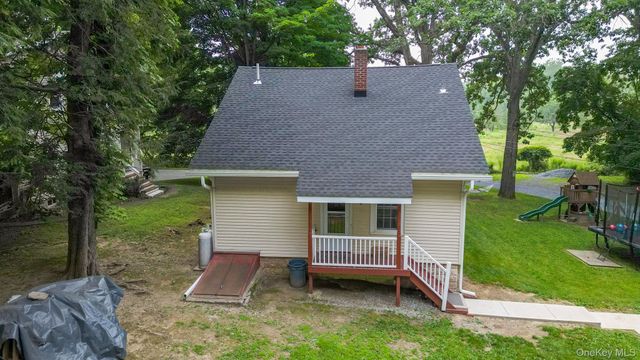 36 Evergreen Avenue, Poughkeepsie, NY 12601