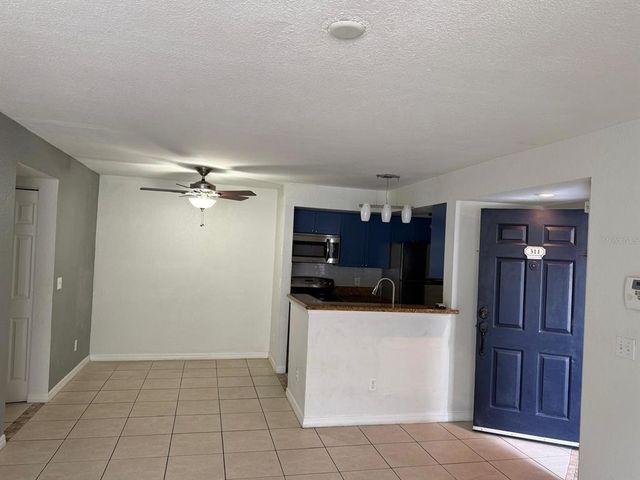 5112 CONROY ROAD 311, Orlando, FL 32811