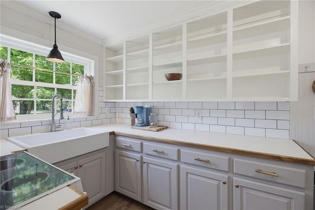 297 Pleasant Grove Church Road, Thomasville, NC 27360