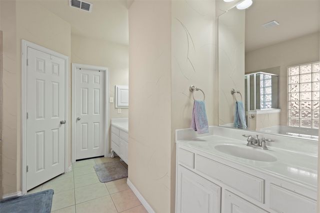 1056 Kaylie Street, Grand Prairie, TX 75052