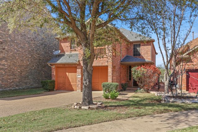 1056 Kaylie Street, Grand Prairie, TX 75052