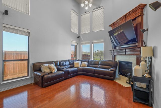 1056 Kaylie Street, Grand Prairie, TX 75052