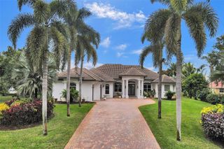 8426 Sawpine Rd, Delray Beach, FL 33446