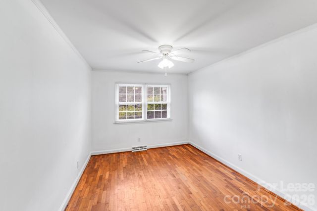 405 W Harvie Avenue B, Gastonia, NC 28052