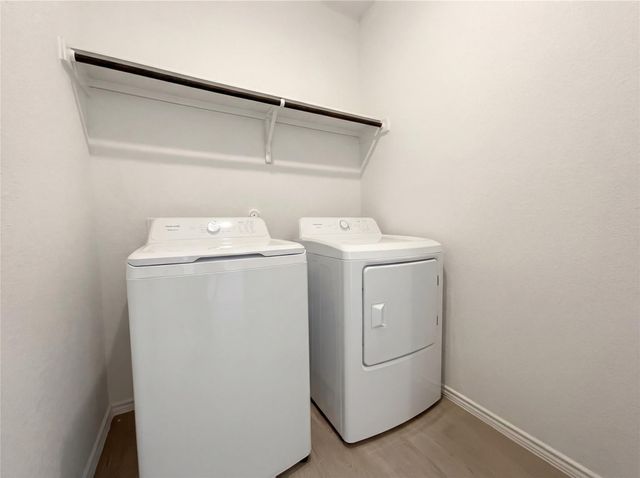 177 Cibolo Creek LOOP, Bastrop, TX 78602