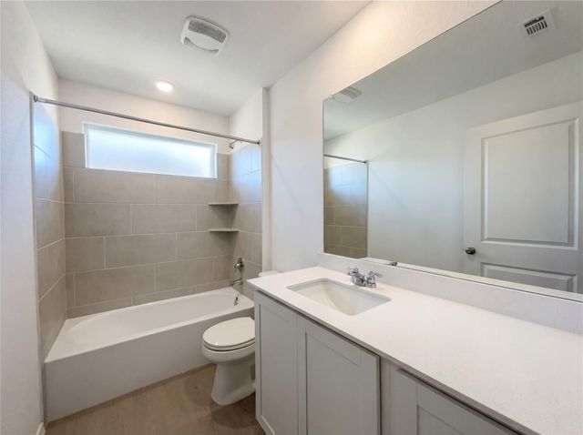 177 Cibolo Creek LOOP, Bastrop, TX 78602