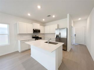 177 Cibolo Creek LOOP, Bastrop, TX 78602