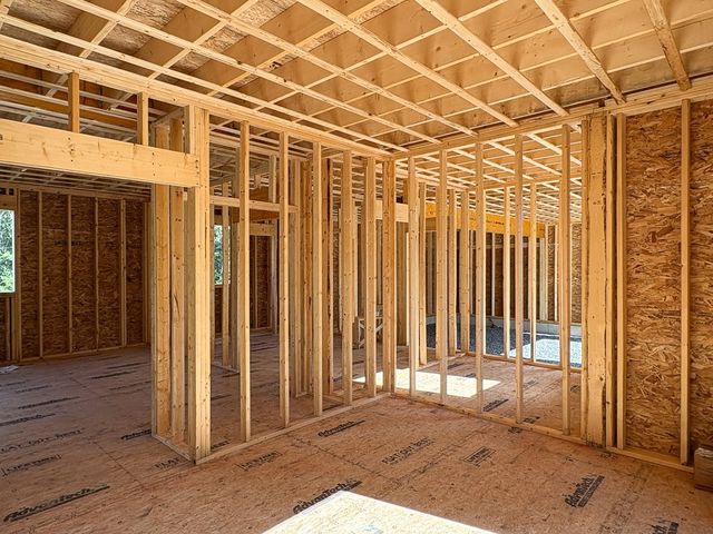 232 West Townsend Rd, Lunenburg, MA 01462