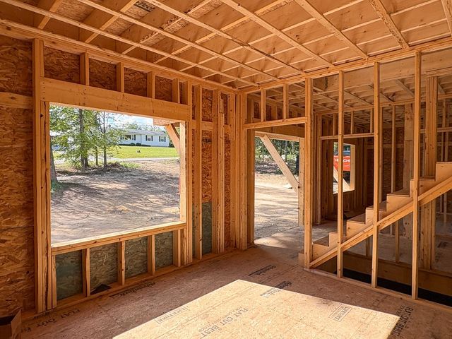 232 West Townsend Rd, Lunenburg, MA 01462