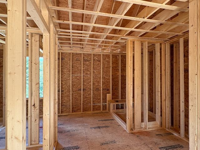 232 West Townsend Rd, Lunenburg, MA 01462