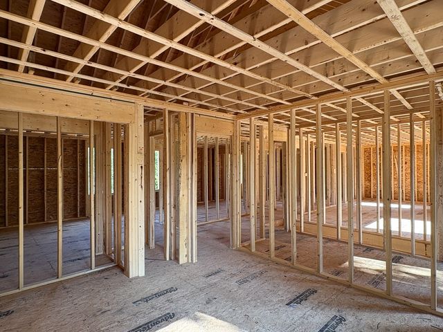 232 West Townsend Rd, Lunenburg, MA 01462